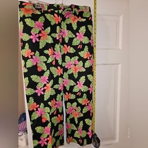 Tropical flower capri